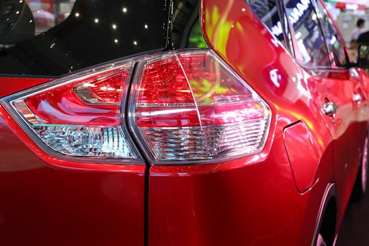 x-trail den hau